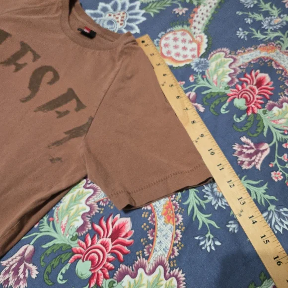 Diesel Men's Brown T-Shirt Size M - Picture 9 of 11